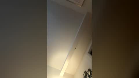Snapshot of bearmeat4you chatting on May 11, 2026, 6:49 pm bearmeat4you online show from May 11, 2026, 6:49 pm
