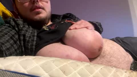 Snapshot of bearmoon820430 chatting on December 1, 2025, 4:39 am bearmoon820430 online show from December 1, 2025, 4:39 am