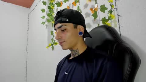 Snapshot of beatandtalk chatting on November 27, 2025, 3:36 pm beatandtalk online show from November 27, 2025, 3:36 pm