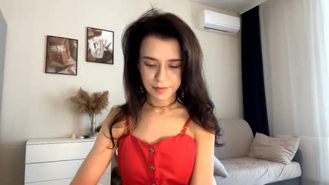 Snapshot of beatriceesmond chatting on October 28, 2025, 11:14 am Katie online show from October 28, 2025, 11:14 am