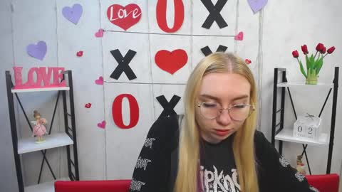 BeatriceFlyy online show from February 2, 2025, 6:15 am