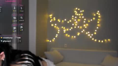 Snapshot of beatricemoonlight chatting on November 25, 2025, 3:28 am My name is Beatrice Like my broadcast pls 3 online show from November 25, 2025, 3:28 am