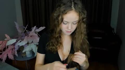 BeatriceWild online show from November 6, 2025, 11:11 am