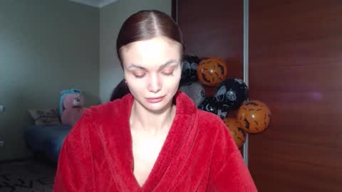 Snapshot of beauty_fruity chatting on November 10, 2025, 7:40 am Maria online show from November 10, 2025, 7:40 am