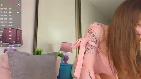 Polly  online show from April 2, 2026, 5:21 pm