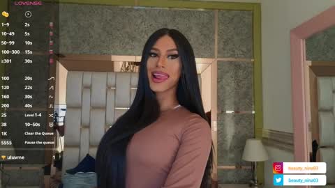 Snapshot of beauty_nina chatting on June 6, 2026, 1:38 pm beauty_nina online show from June 6, 2026, 1:38 pm