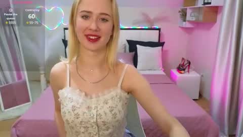 Snapshot of beauty_sashaxx chatting on February 21, 2025, 11:10 pm beauty Sasha online show from February 21, 2025, 11:10 pm