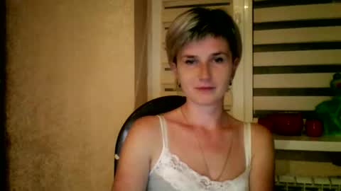 Snapshot of beautyksenia chatting on September 29, 2025, 6:35 pm BeautyKsenia online show from September 29, 2025, 6:35 pm