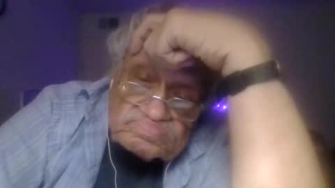 Snapshot of beautytomyeyes chatting on November 28, 2025, 1:08 am beautytomyeyes online show from November 28, 2025, 1:08 am