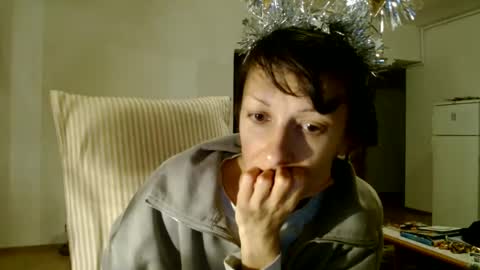 Snapshot of bebacksooon chatting on December 23, 2024, 8:14 pm Raluca online show from December 23, 2024, 8:14 pm