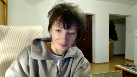 Snapshot of bebacksooon chatting on January 6, 2025, 3:19 pm Raluca online show from January 6, 2025, 3:19 pm