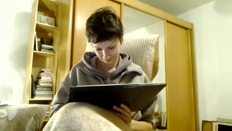 Snapshot of bebacksooon chatting on February 23, 2025, 5:07 pm Raluca online show from February 23, 2025, 5:07 pm