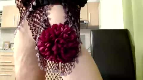 Snapshot of bebacksooon chatting on September 23, 2025, 6:00 pm Raluca online show from September 23, 2025, 6:00 pm