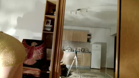 Snapshot of bebacksooon chatting on November 9, 2025, 7:45 pm Raluca online show from November 9, 2025, 7:45 pm