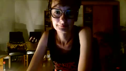 Snapshot of bebacksooon chatting on July 14, 2026, 7:30 pm Raluca online show from July 14, 2026, 7:30 pm