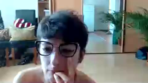 Snapshot of bebacksooon chatting on July 30, 2026, 11:42 am Raluca online show from July 30, 2026, 11:42 am