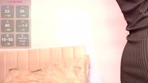 Snapshot of bebe_sua chatting on February 23, 2025, 1:35 am Jennifer online show from February 23, 2025, 1:35 am