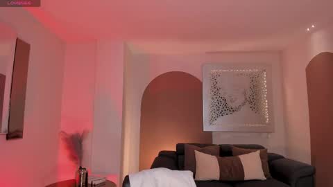 Am Becca online show from April 10, 2026, 11:48 am