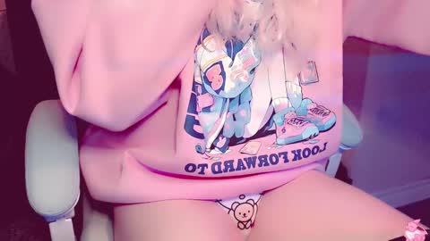 Snapshot of beccagirldick chatting on January 16, 2025, 10:02 pm Becca online show from January 16, 2025, 10:02 pm