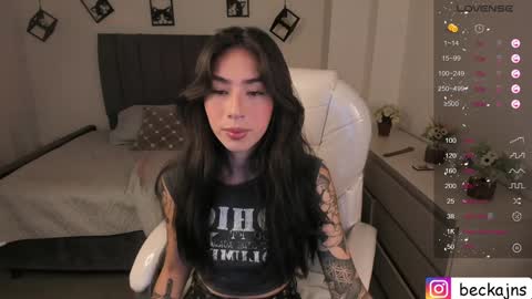 Marzhie online show from January 24, 2025, 2:30 pm