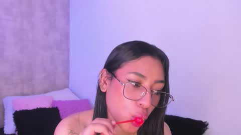 Snapshot of becky__g chatting on October 16, 2025, 4:35 am becky__g online show from October 16, 2025, 4:35 am