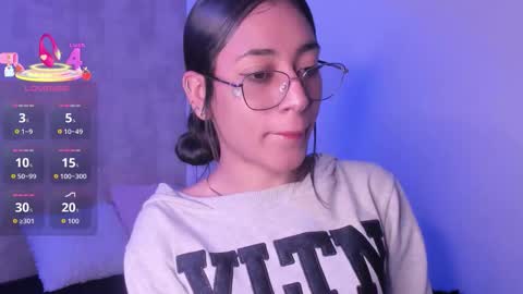 Snapshot of becky__g chatting on November 4, 2025, 3:38 am becky__g online show from November 4, 2025, 3:38 am