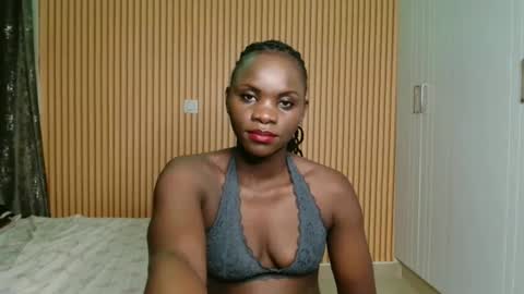 Snapshot of becky_dream_ chatting on November 4, 2025, 4:06 pm Becky online show from November 4, 2025, 4:06 pm