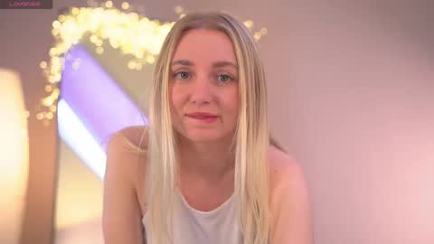 beckyissweetie online show from May 18, 2026, 8:31 am