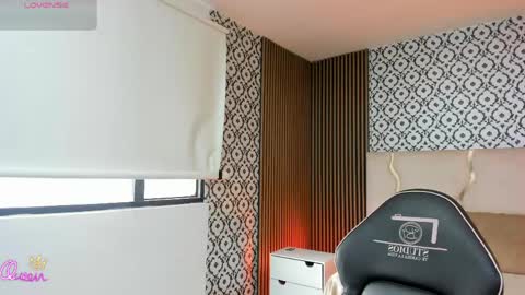 BELLA online show from May 25, 2026, 12:00 pm