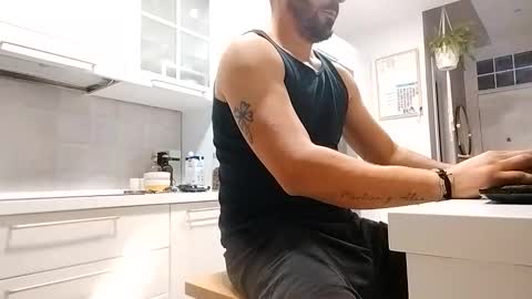beerman198710 online show from May 25, 2026, 4:18 am