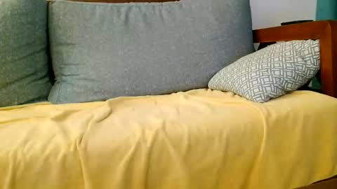 behindcloseddoors8 online show from November 13, 2025, 6:18 pm