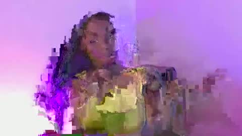 Snapshot of behla_rouseh chatting on October 29, 2025, 1:19 am Behla Rouseh online show from October 29, 2025, 1:19 am