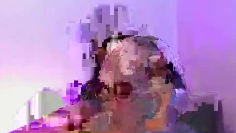 Snapshot of behla_rouseh chatting on October 30, 2025, 1:07 am Behla Rouseh online show from October 30, 2025, 1:07 am