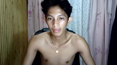 Snapshot of bejjs_08 chatting on February 8, 2026, 6:55 pm brandonjames online show from February 8, 2026, 6:55 pm