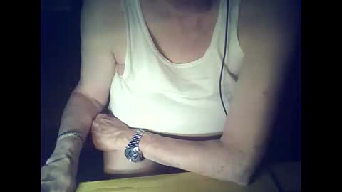 bekklove1 online show from October 19, 2025, 4:40 pm