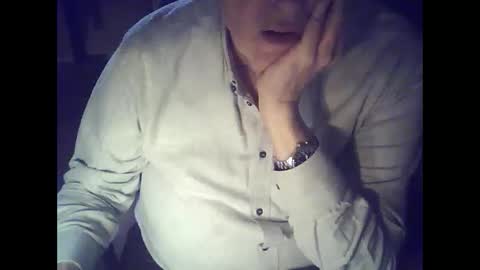 bekklove1 online show from February 5, 2026, 2:43 pm