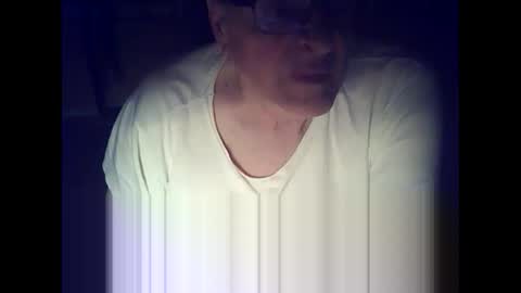 bekklove1 online show from March 17, 2026, 3:33 am