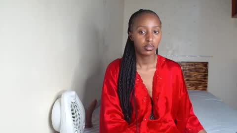 Snapshot of bela_violet chatting on November 19, 2025, 7:41 am bela_violet online show from November 19, 2025, 7:41 am