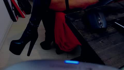 Snapshot of belatrixdomme chatting on February 14, 2025, 7:07 am BelatrixDomme online show from February 14, 2025, 7:07 am