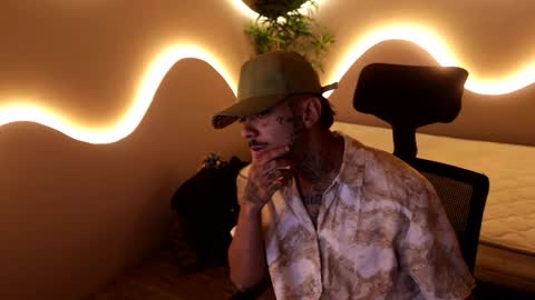 belfegore_ online show from February 22, 2026, 4:02 am