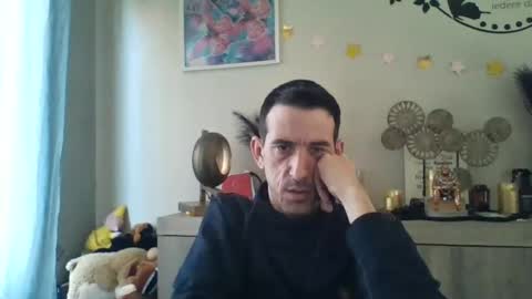 Snapshot of belgianboy33 chatting on March 10, 2025, 9:43 am Dreamcock online show from March 10, 2025, 9:43 am