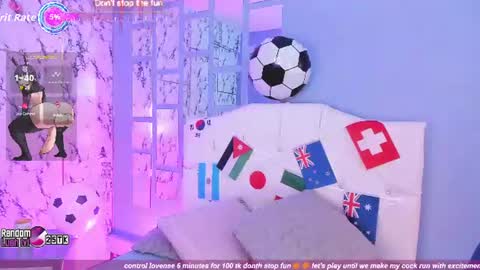 Snapshot of bell_rosee chatting on June 27, 2026, 4:34 pm Bell online show from June 27, 2026, 4:34 pm