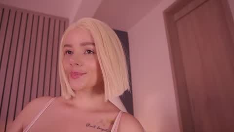 isabella online show from July 18, 2026, 10:24 pm