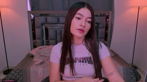 Bella  online show from June 4, 2026, 2:56 pm