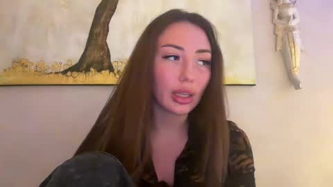 bella_foxxi online show from January 5, 2025, 8:42 pm