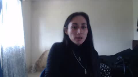 bella_luna34 online show from May 12, 2026, 3:31 pm
