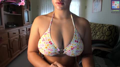 bella_pocahontas3 online show from December 30, 2024, 11:26 am