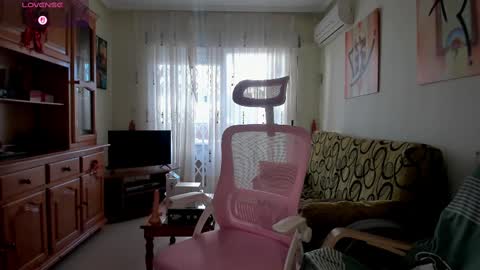 bella_pocahontas3 online show from February 13, 2025, 11:17 am