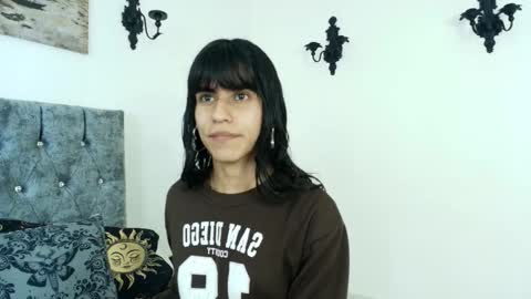 Bella online show from February 20, 2026, 11:38 pm