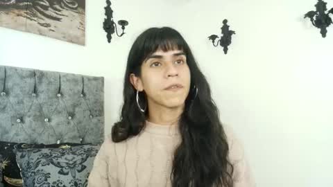 Bella online show from March 26, 2026, 1:22 am